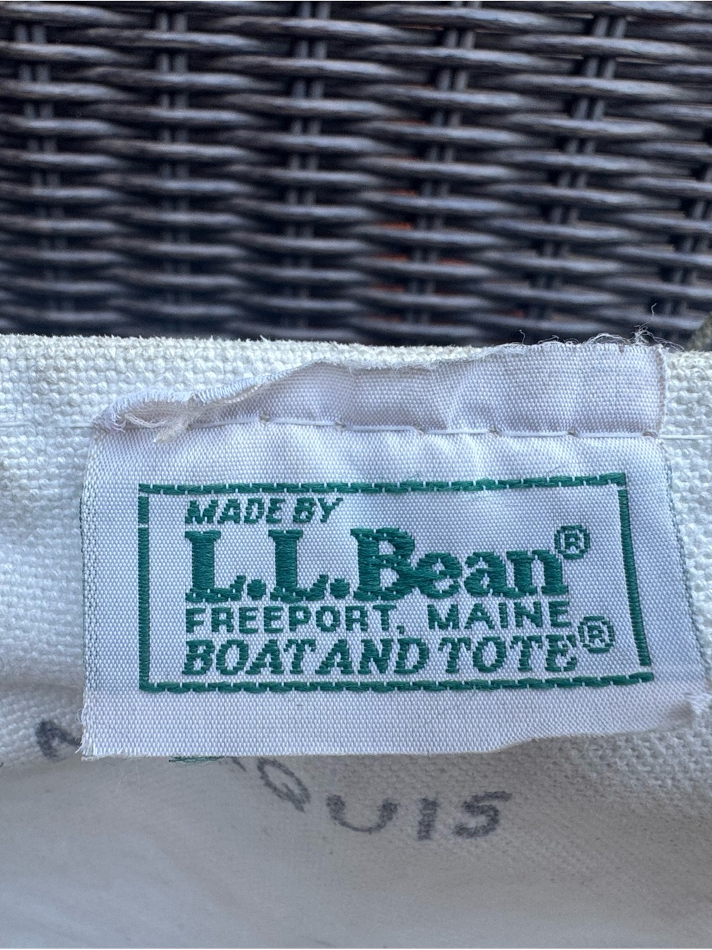 Vintage/Thrashed L.L. Bean Boat and Tote - 80s/90s - Picture 6 of 14